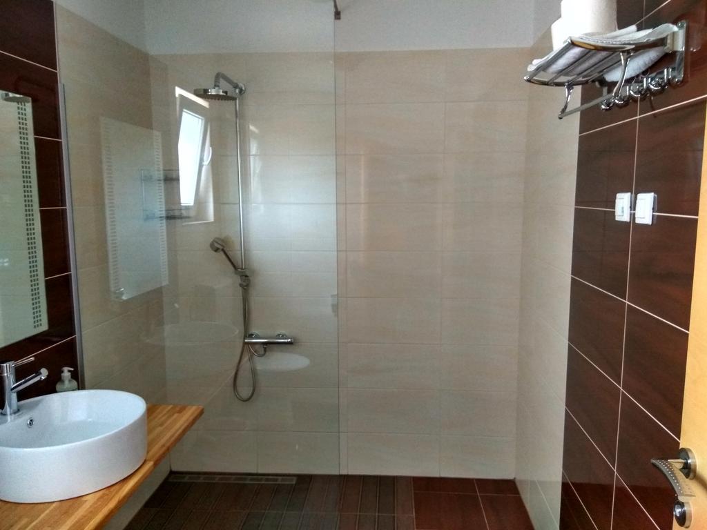 Apartments Pongrac Црес Экстерьер фото